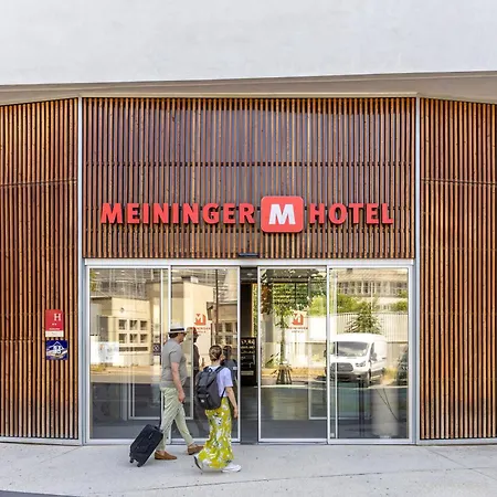 Hotel Meininger Porte De Vincennes 2*
